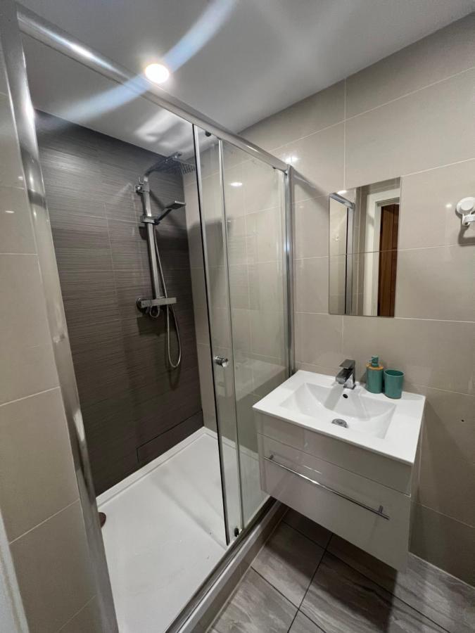 Апартаменты Clapham House Лондон Экстерьер фото